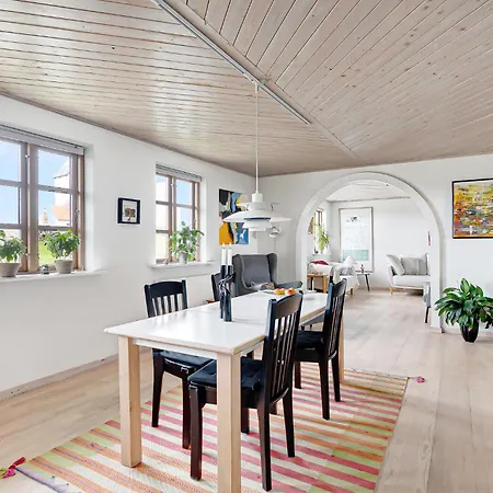 Semesterbostad 5 Bedroom Gorgeous In *