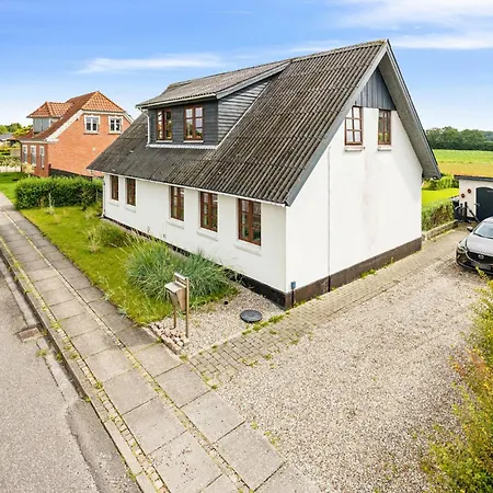Semesterbostad 5 Bedroom Gorgeous In Farsø