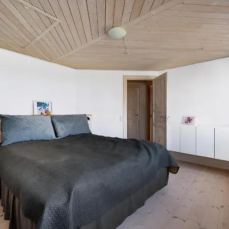 5 Bedroom Gorgeous In Farsø